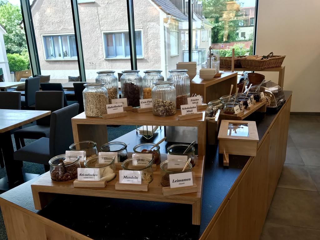赫希酒店 Wertingen 外观 照片